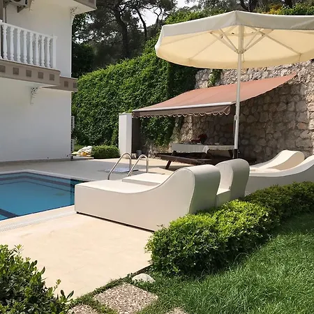 Merap Villa *